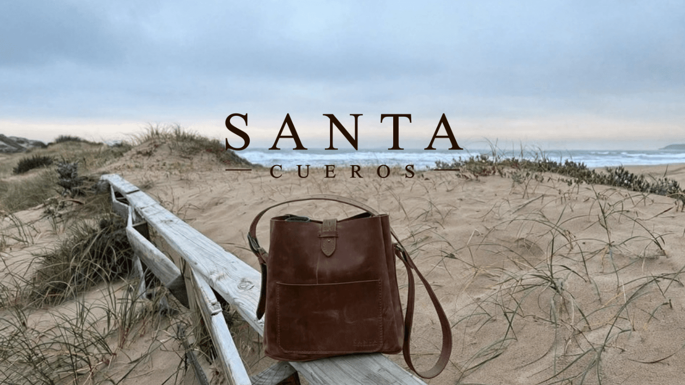 Bolso matero Lyford de Santa Cueros al atardecer en la playa